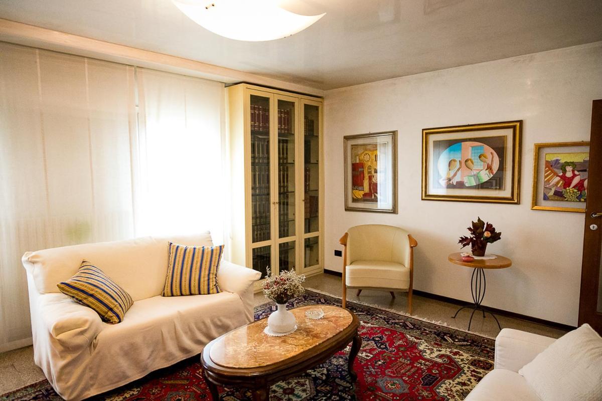 B&B Ca Dea Calle Vallà Exteriér fotografie