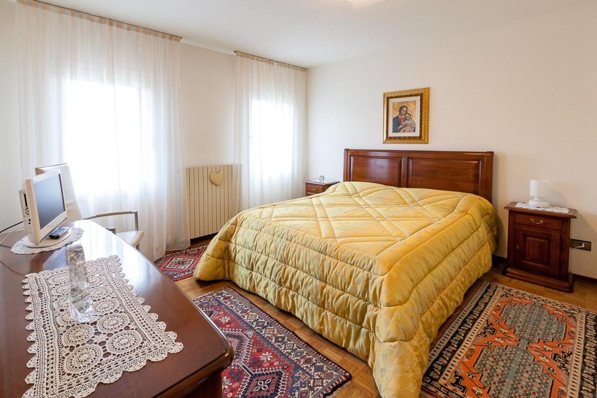 B&B Ca Dea Calle Vallà Exteriér fotografie